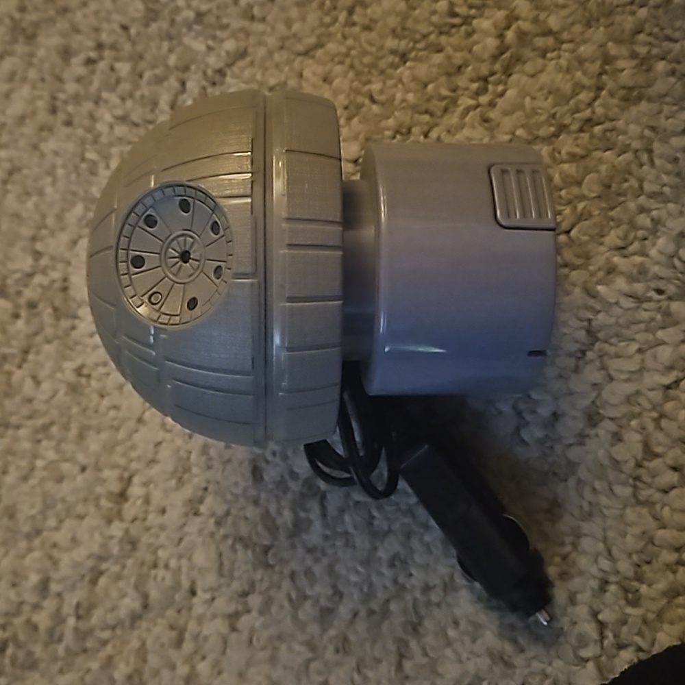 Think Geek Star Wars Death Star USB car charger